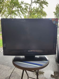 Magnavox 26MD350B/F7 26 Inch LCD HDTV Built-In DVD Player HDMI Tested Working