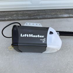 Liftmaster Garage Door Opener 
