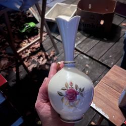 Lenox Vintage Rhodora Pink Rose Bud Vase 8"- 24 K Gold Trim