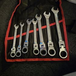 brand new ratcheting wrenches