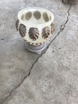 Garbage can