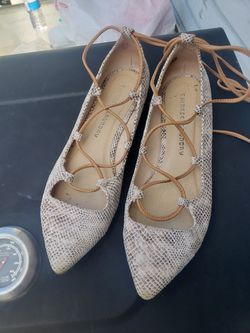 WOMEN FLATS SIZE 7.5