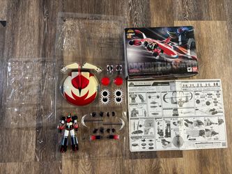 Super Robot Chogokin UFO Robo Grendizer & Spazer Action Figure BANDAI