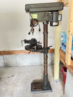 Homier 5/8 inch drill press, 110v, 16 speed