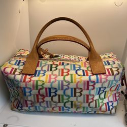 DOONEY & BOURKE MULTI SCRIBBLE HANDBAG PURSE