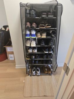 Shoe rack and floor mat