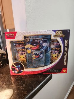 Pokémon Tading Card Game: 30th Celebration Greninja ex Box
