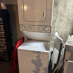  Used GE 2in1 Stackable Washer And Dryer 120/240V