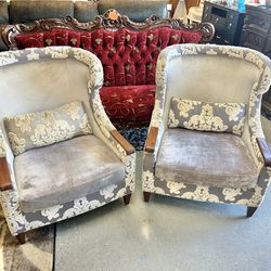 Pair of accent chairs