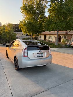 2012 Toyota prius