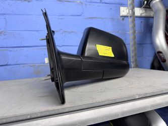14-17 Toyota Tundra Driver Mirror