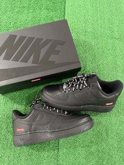 Nike Air Force 1 Low Supreme Black