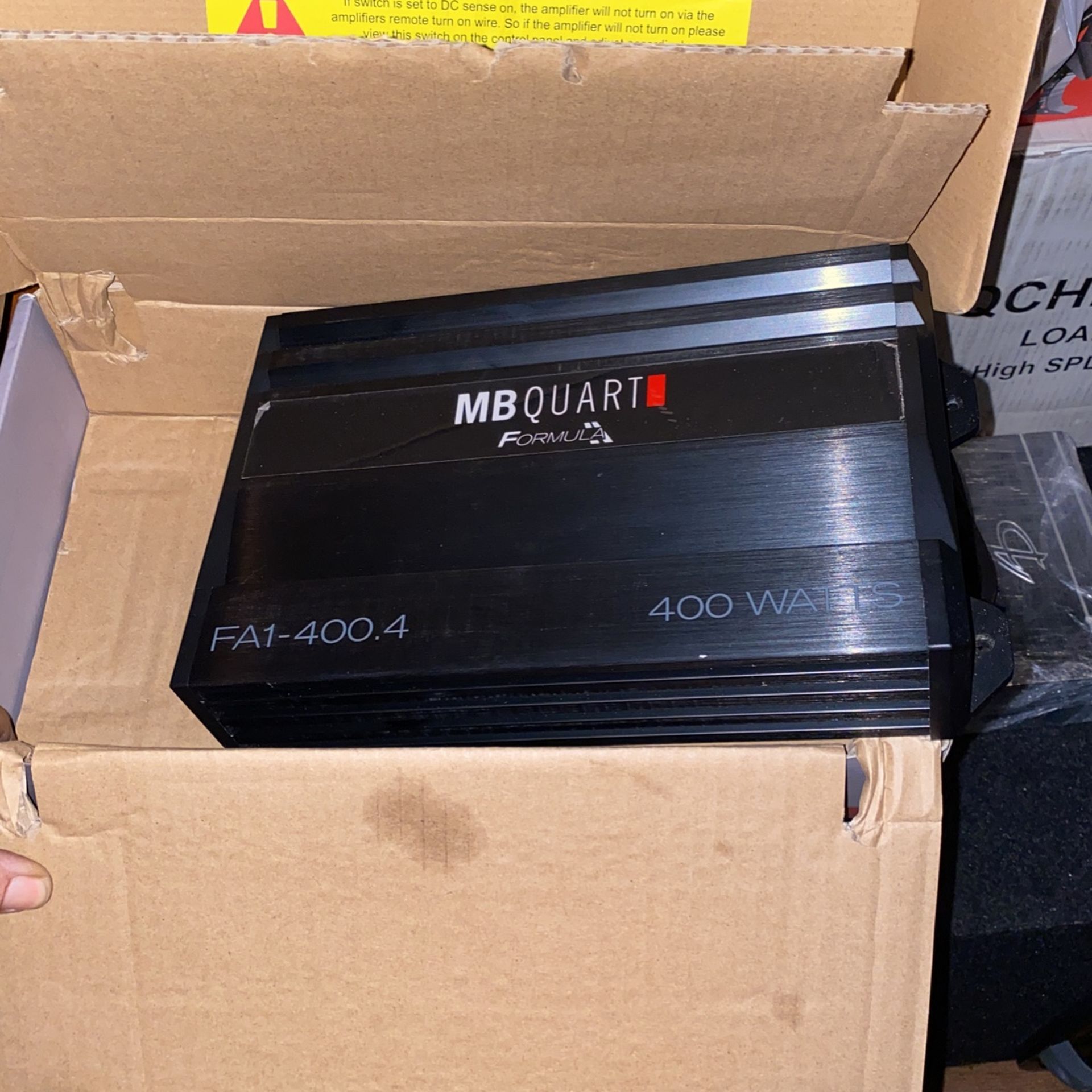 MB QUART 4 CHANNEL AMPLIFIER