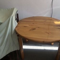 Round Table With 5 Chairs
