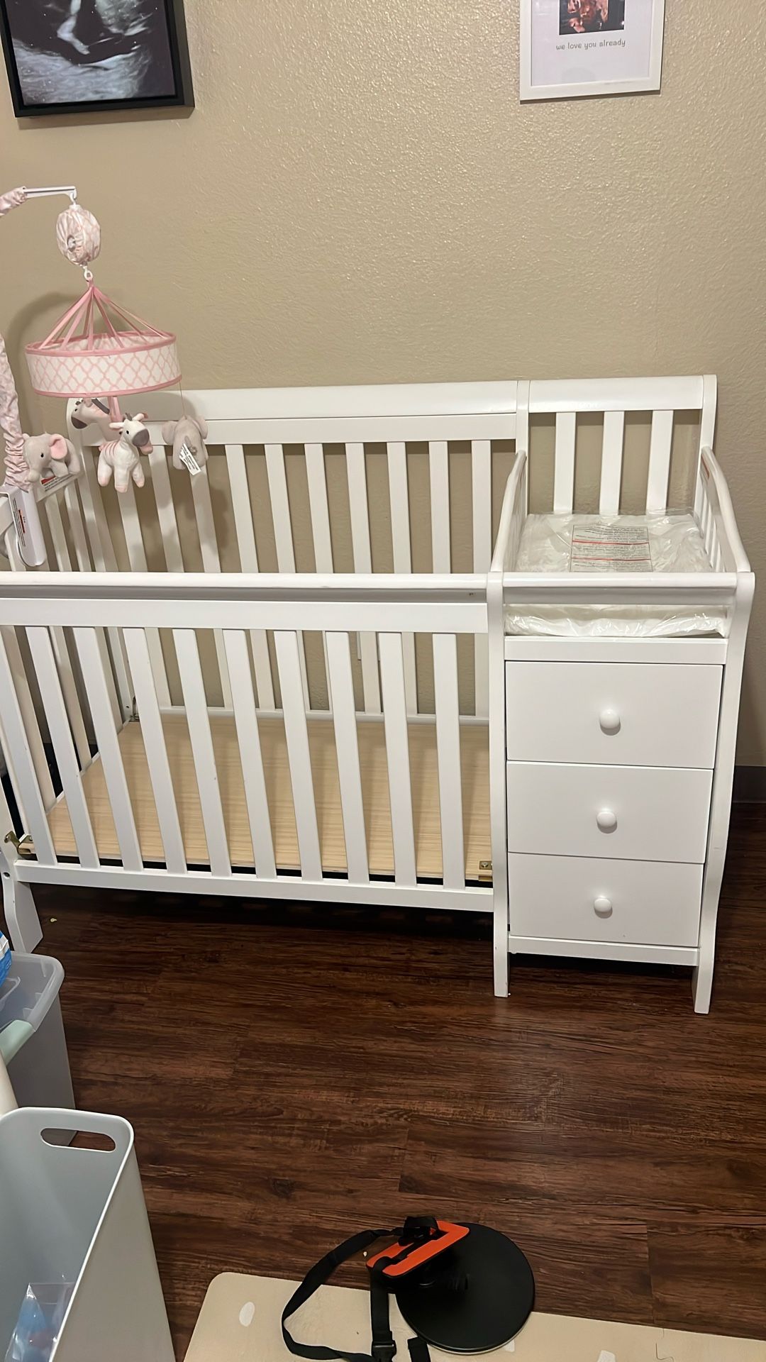 Baby crib