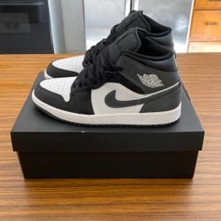 Nike Air Jordan 1 Mid