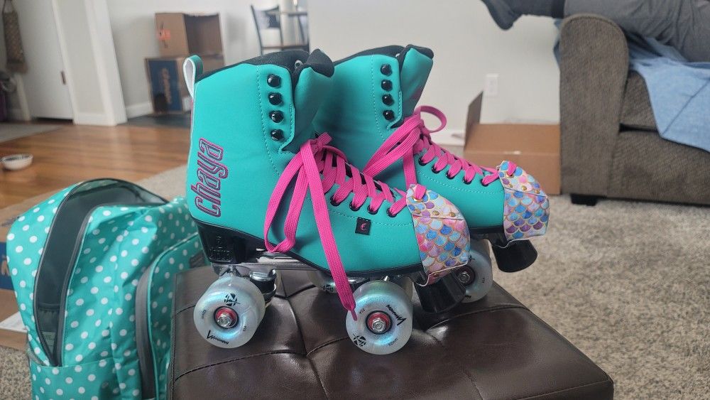 Chaya Melrose Deluxe Turquoise Skates Size 9