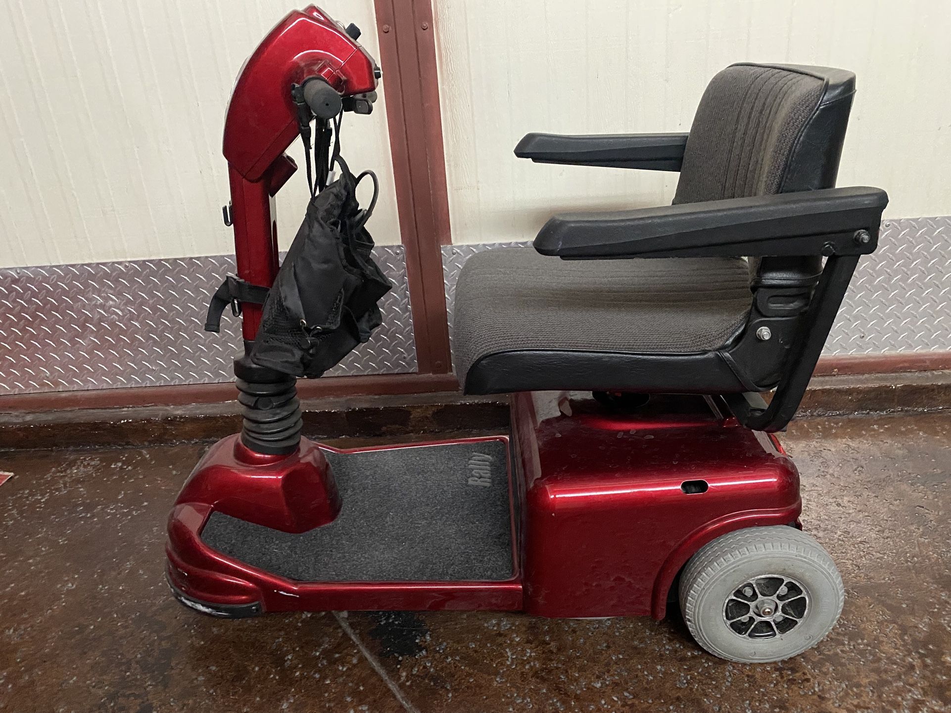 Pride Rally Mobility Scooter Excellent Condition