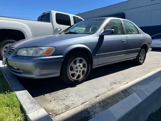2000 Toyota Camry