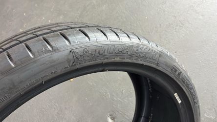 245/35R20 Michelin ((New))