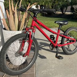 Specialized hot rock mountain Bike 20 Kids