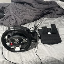 wheel and pedal set