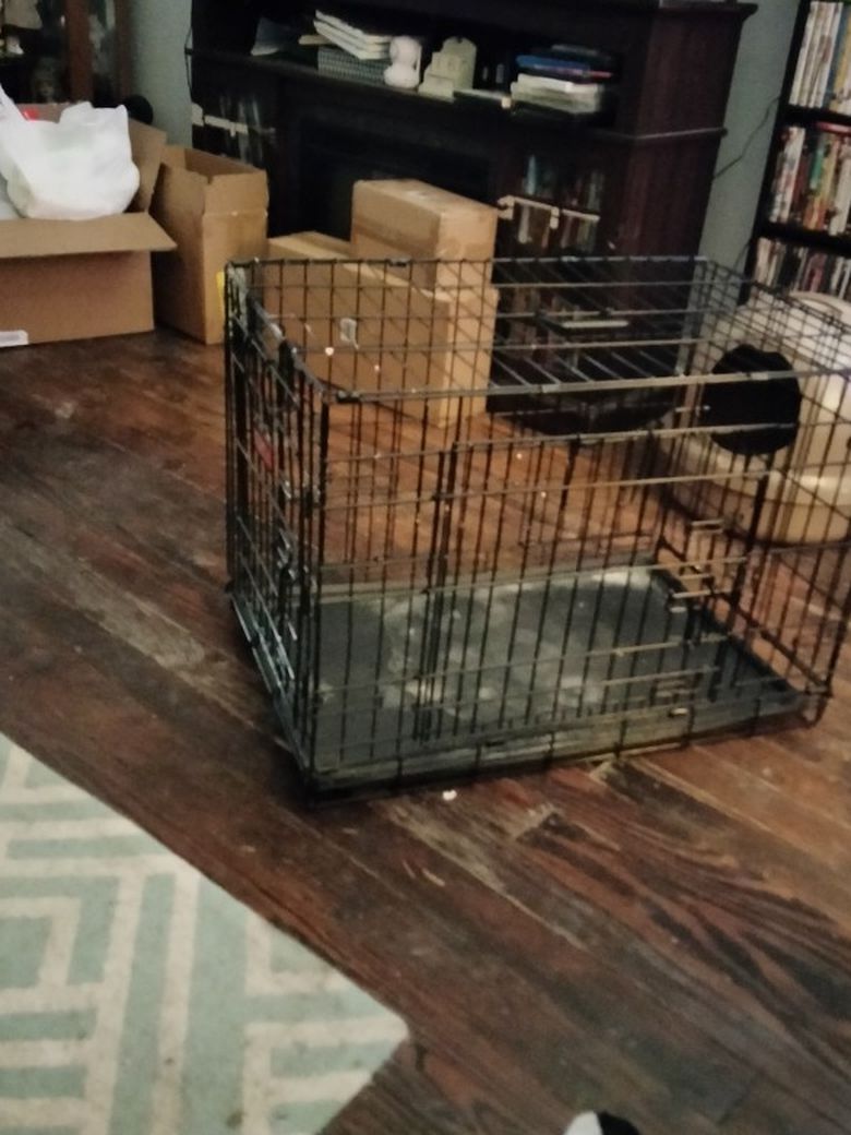 It's A 2 By2 By3 Kong Metal Dog cage With tray