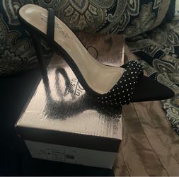 Black formal heels