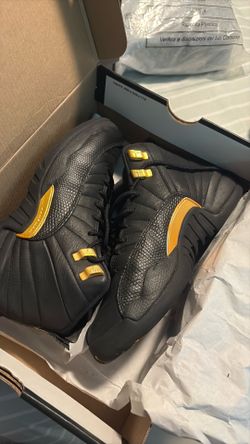 Boys Jordan’s Size 5