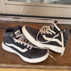 VANS 5.0 MEN 6.5 Women  