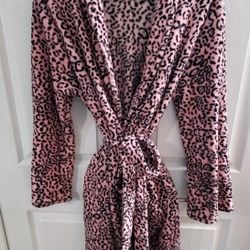 Soft Pink and black Ulta bathrobe, size S/M