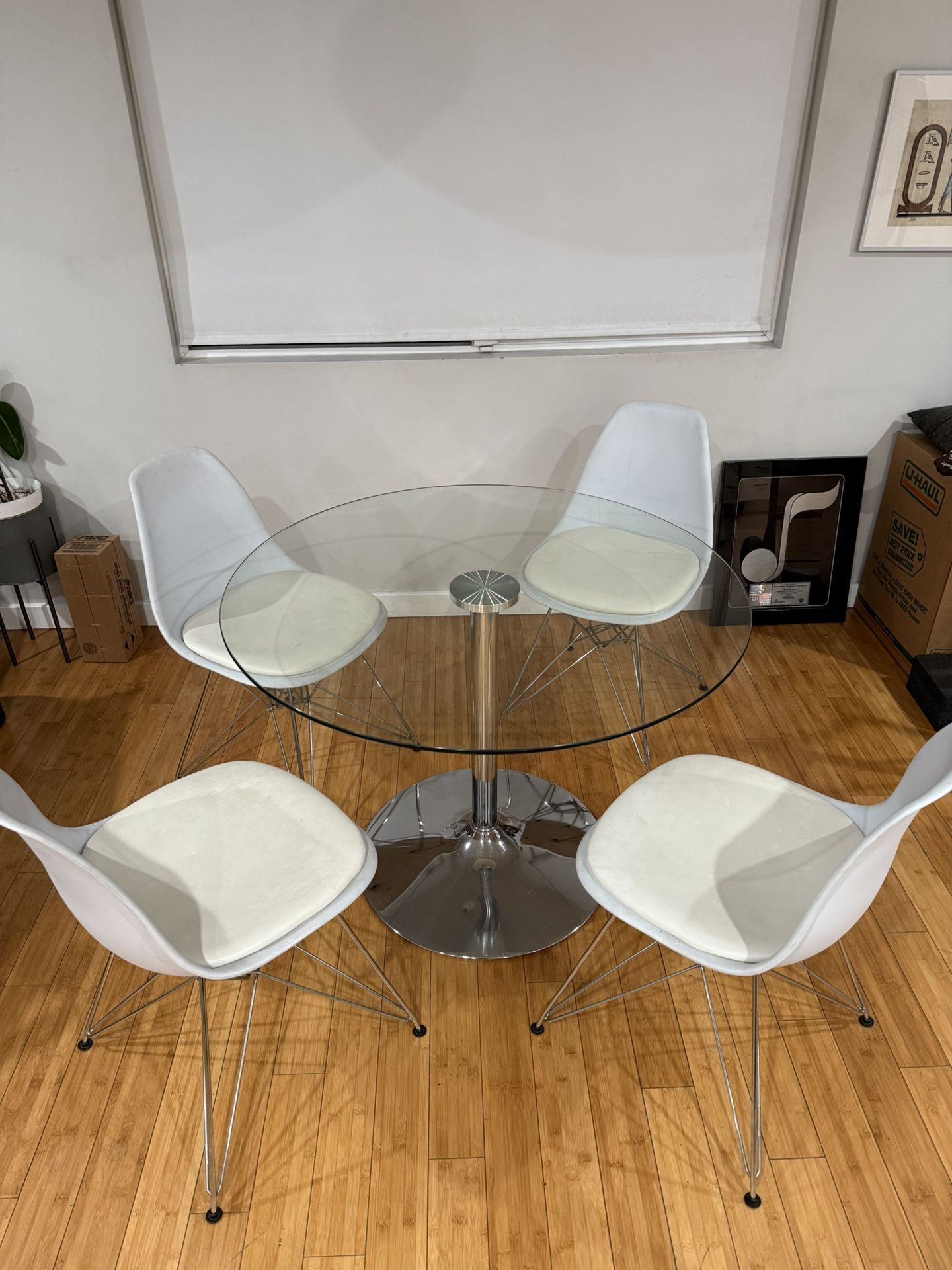 Caitlan 39.25" Round Glass Dining Table with 29"'H Chrome Base