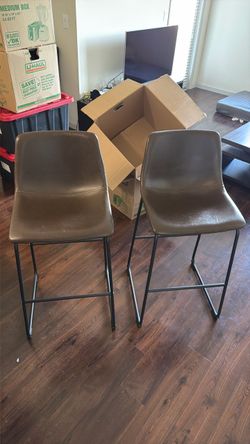 Set of 2 Brown Faux Leather Counter / Bar Stools