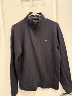 Men’s Vineyard Vines black Pullover- size small