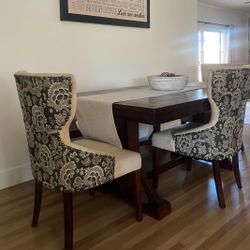 Extendable Dining Table, 3 Chairs, And 1 Bench 