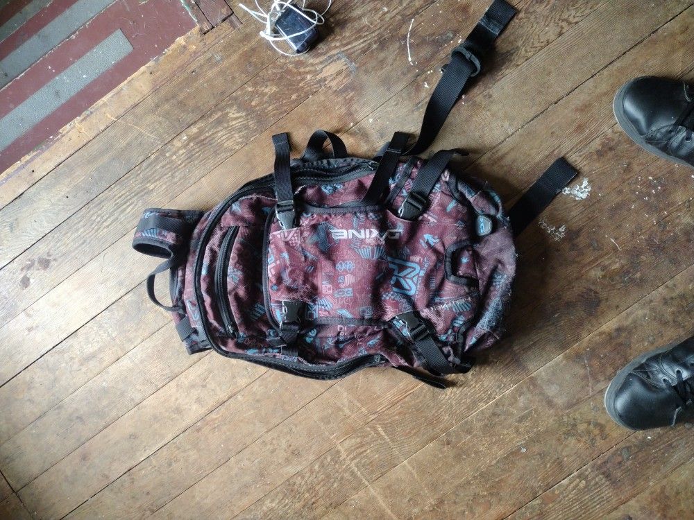 Dakine backpack 