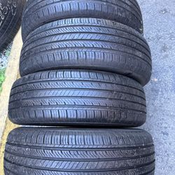 Set Of 4 Nice Tires 215/65/17 ( We Install & Balance)