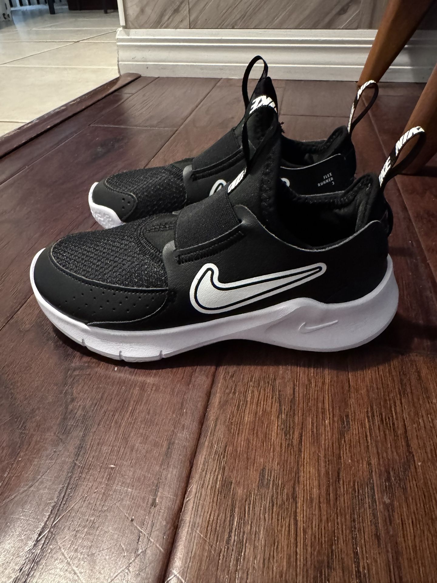 Nike Flex Runner Shoes
