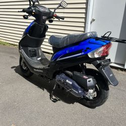 Brand New Gas Moped 50cc