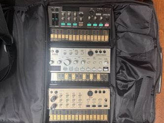 Korg Volca Synth Bundle – FM, Bass, Keys + Korg Case