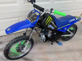 Yamaha PW-80 2 stroke dirt bike