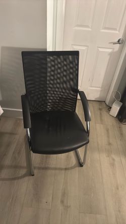 Chair 01