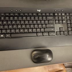 Logitech K540e Wireless Keyboard & M185 Wireless Mouse Combo - Comfort and Convenience