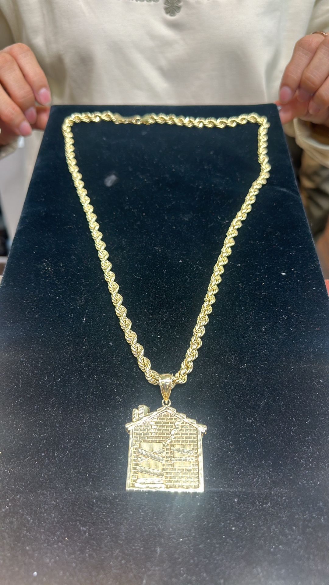 Trap House Chain