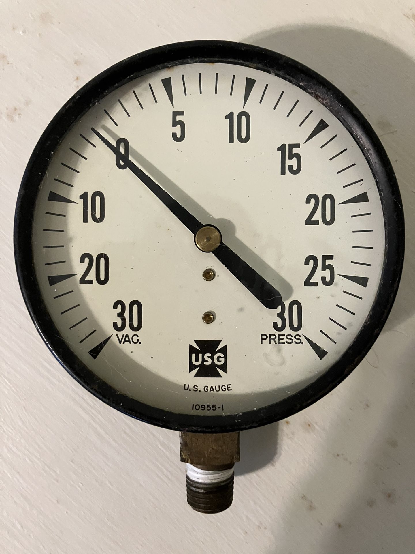 Vintage U. S. Gauge pressure gauge