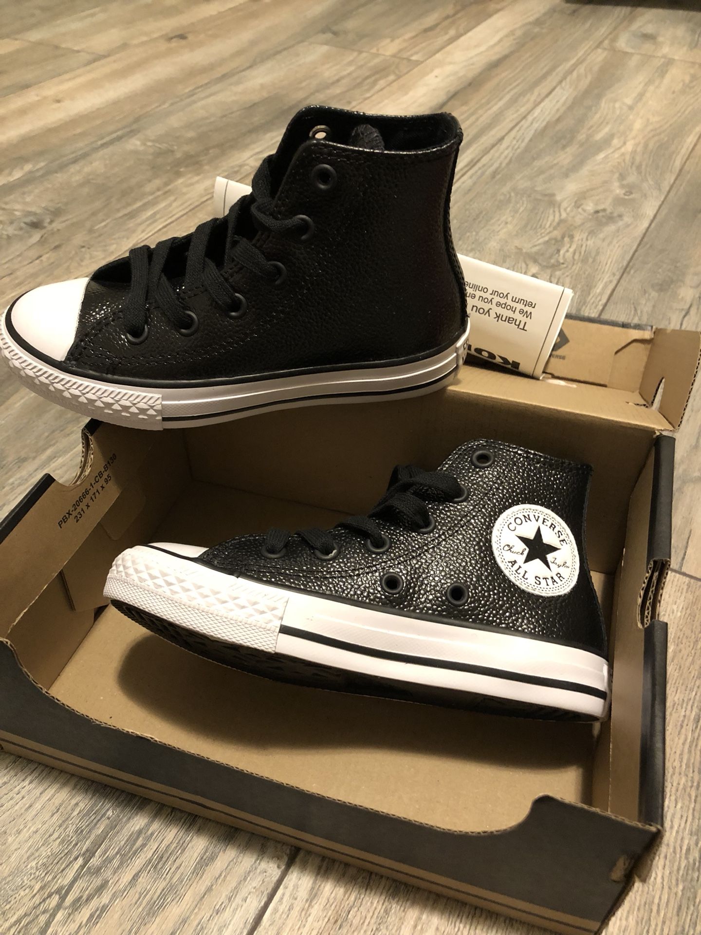 Kids Converse Sz.11 BRAND NEW