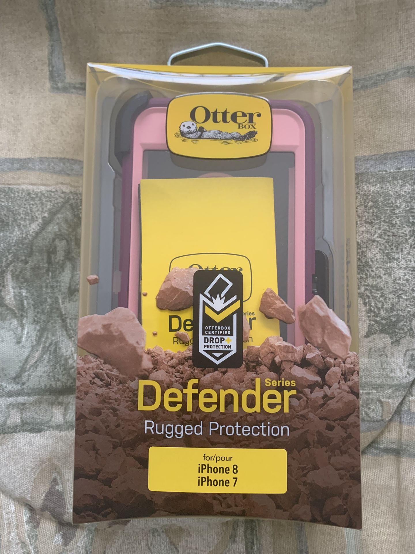 New Otter Box Defender case for iPhone 8 or 7