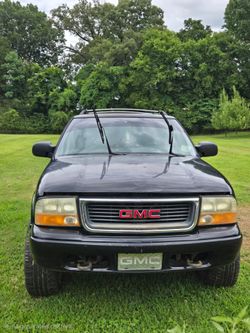 2002 4 Door, 4 Wheel Drive GMC Sonoma