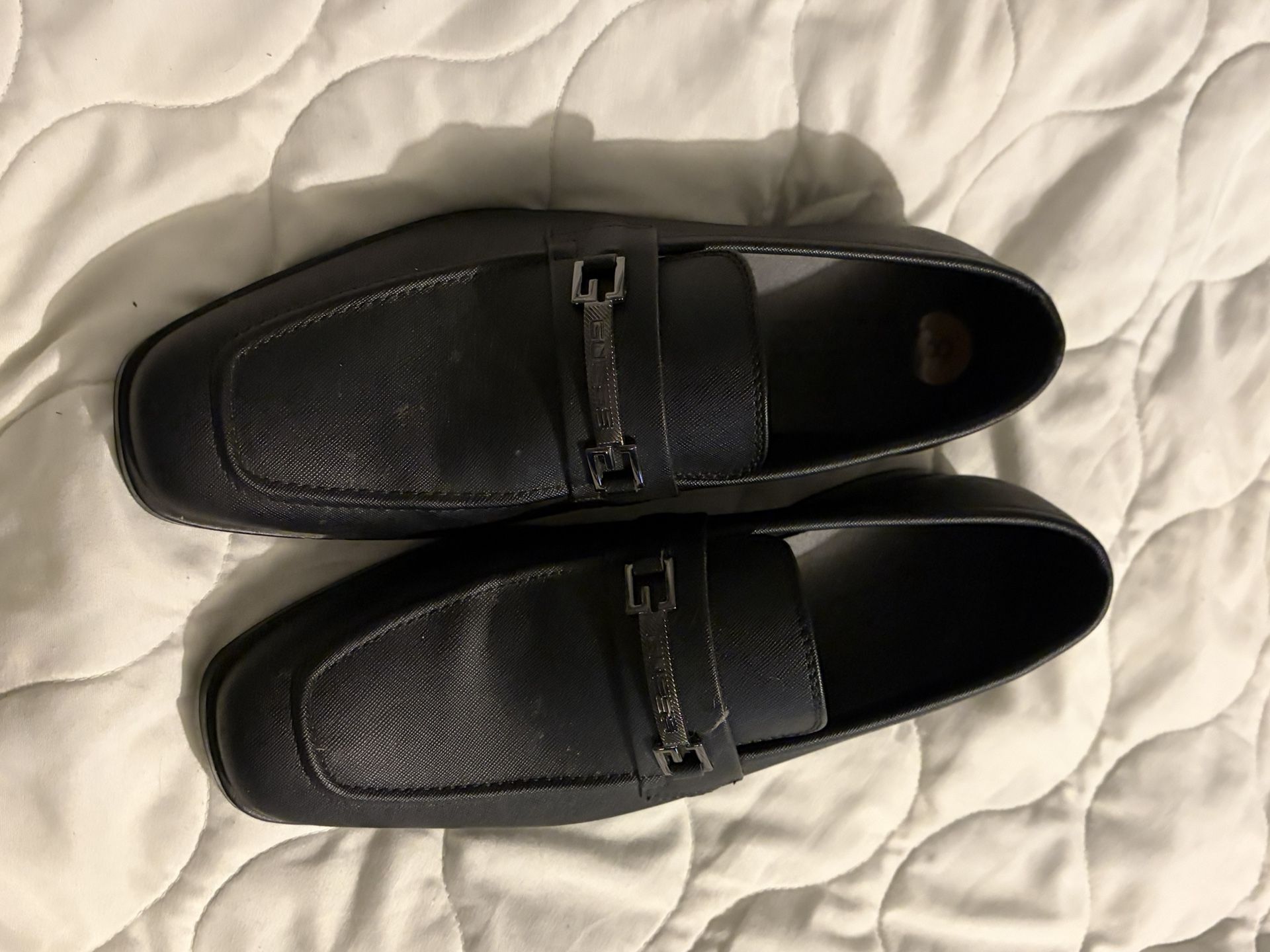 Guess Black Loafer Dress Shoes