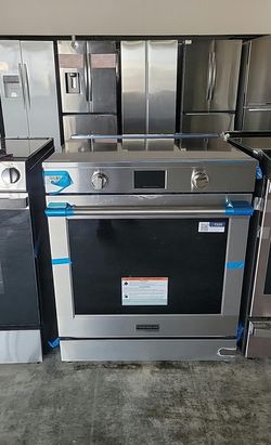 Frigidaire Professional Induction Range – Stainless, Convection/Air Fry